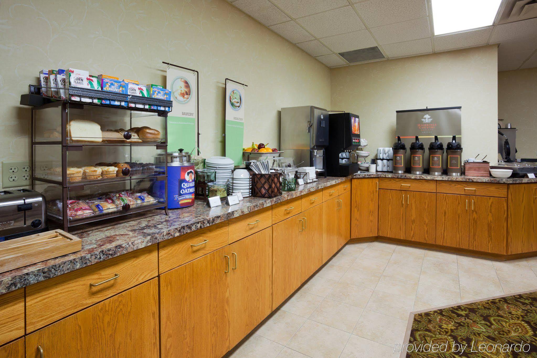 Country Inn & Suites By Radisson, Watertown, Sd Zewnętrze zdjęcie