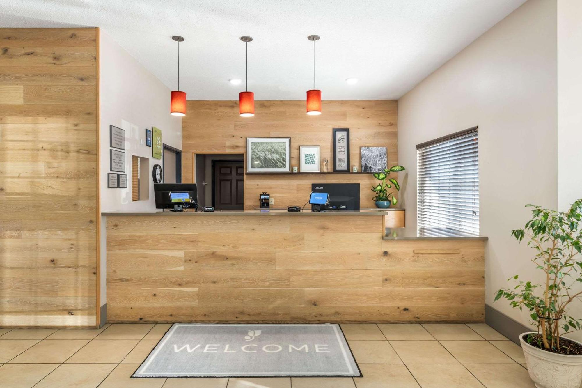 Country Inn & Suites By Radisson, Watertown, Sd Zewnętrze zdjęcie