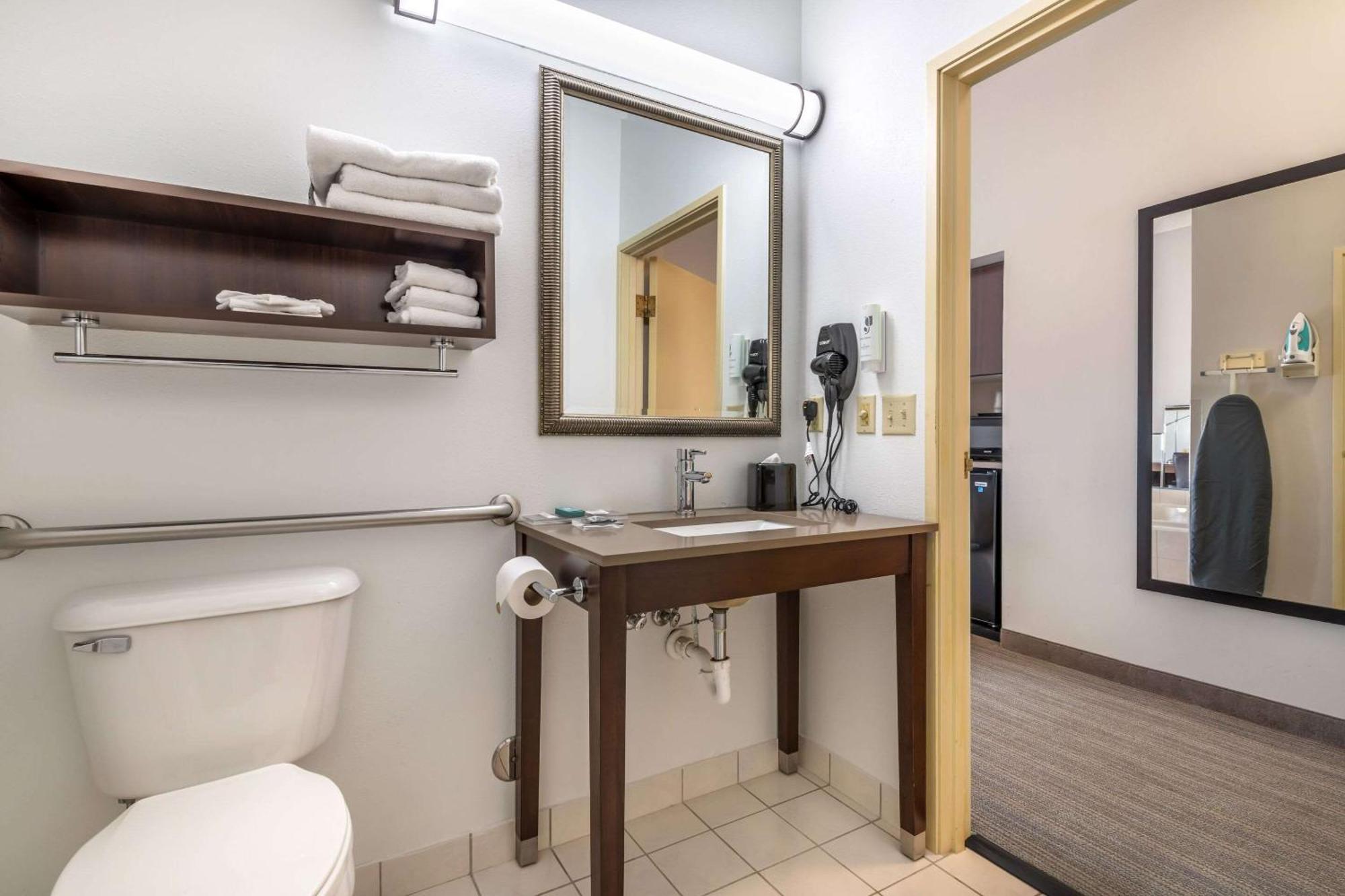 Country Inn & Suites By Radisson, Watertown, Sd Zewnętrze zdjęcie
