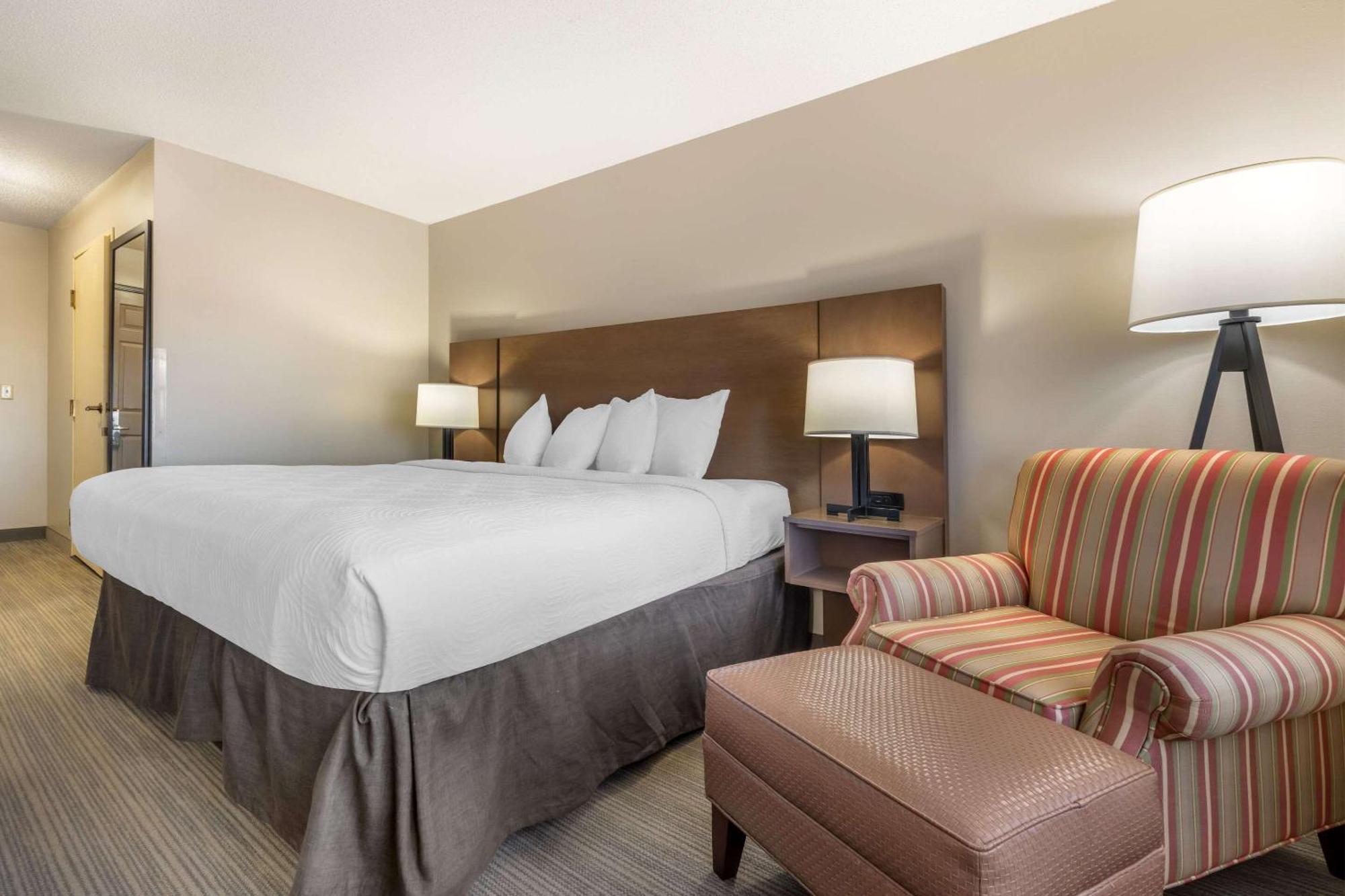 Country Inn & Suites By Radisson, Watertown, Sd Zewnętrze zdjęcie