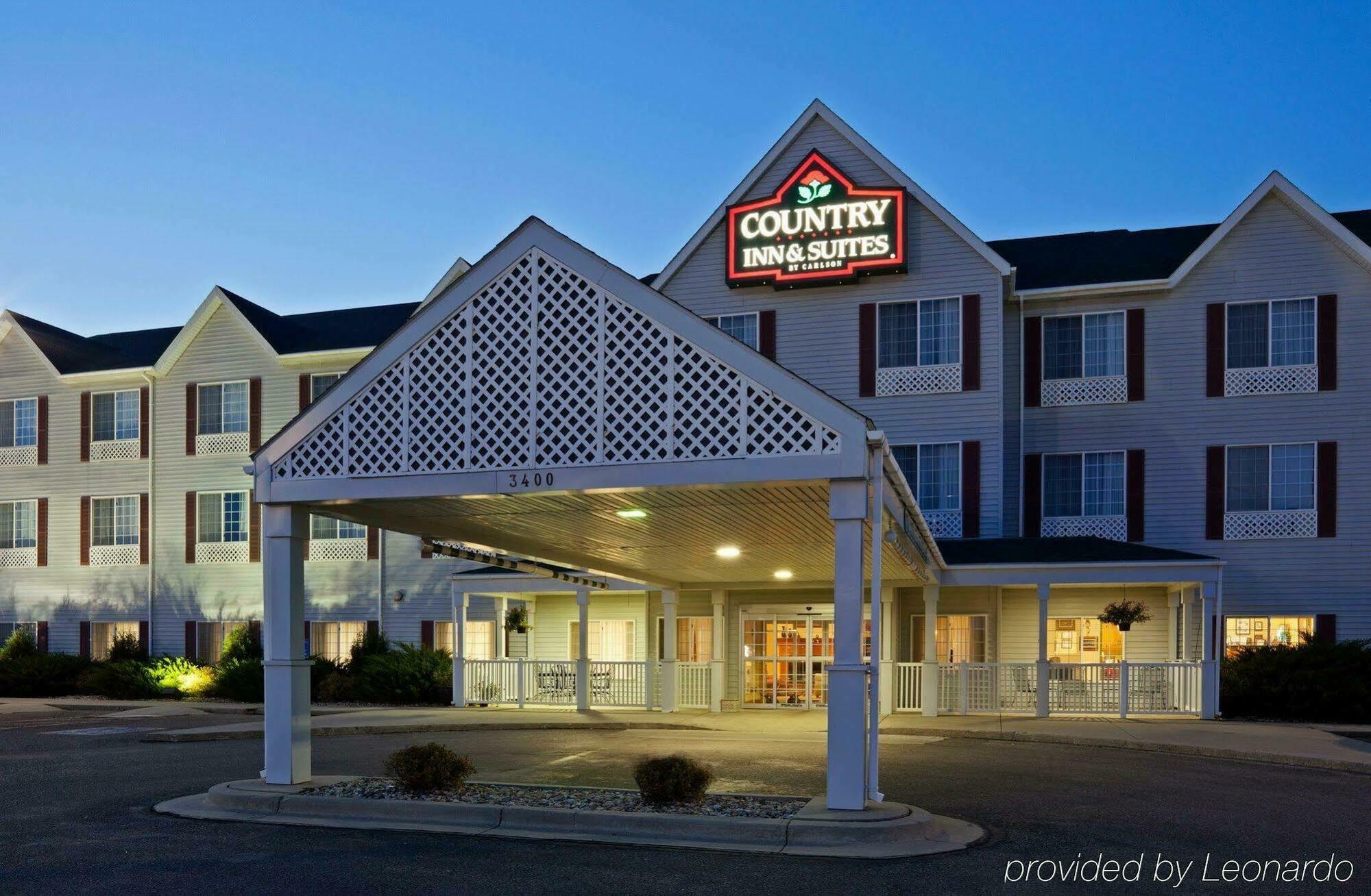 Country Inn & Suites By Radisson, Watertown, Sd Zewnętrze zdjęcie